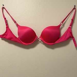 Victoria Secret bombshell plunge bra